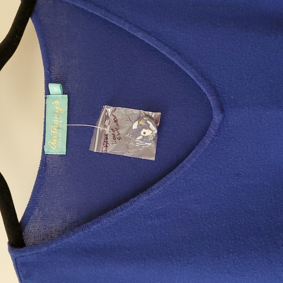 ANTHONY'S V-neck Gathered Back Tunic - Picture 5 of 9